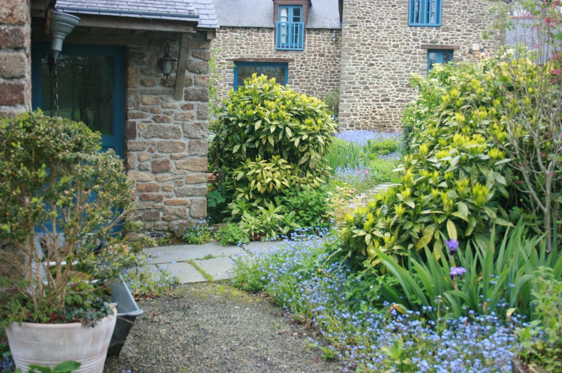 Bed and Breakfast Au Pont Ricoul Saint-Pierre-de-Plesguen Exterior foto