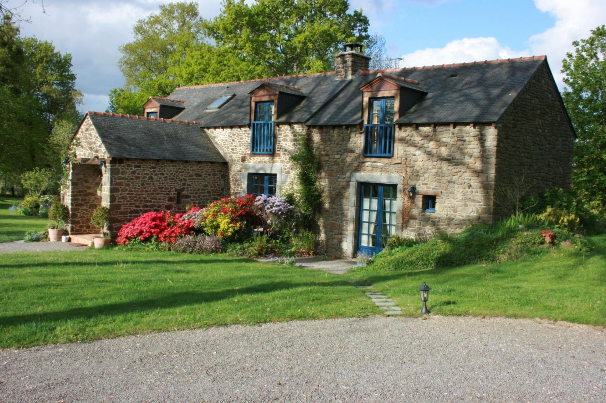 Bed and Breakfast Au Pont Ricoul Saint-Pierre-de-Plesguen Exterior foto