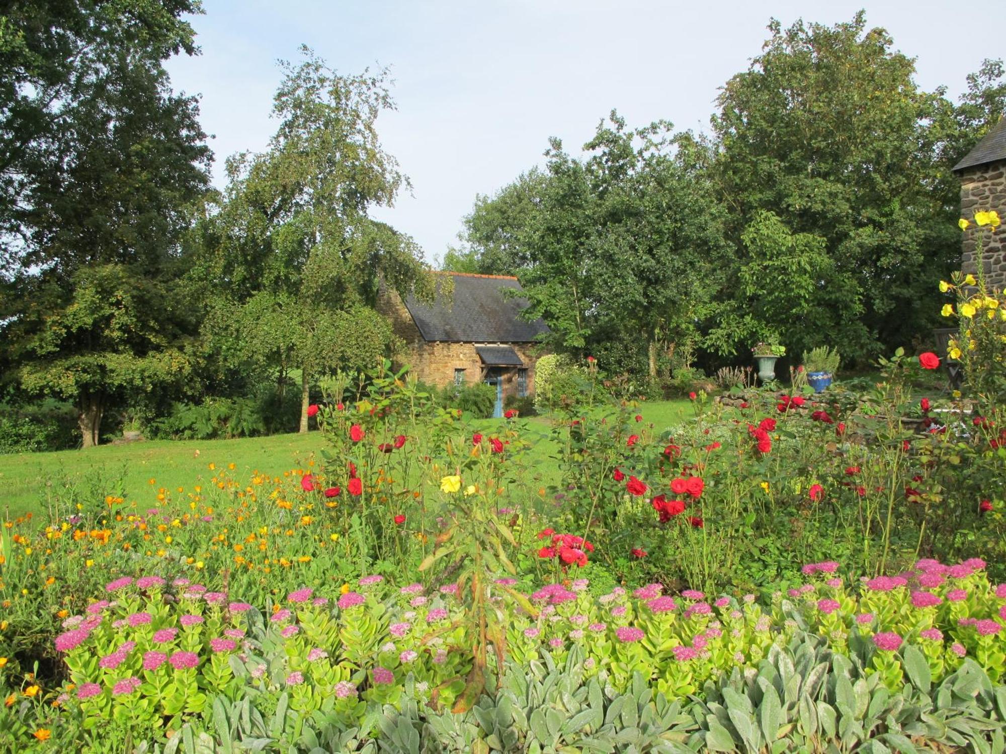 Bed and Breakfast Au Pont Ricoul Saint-Pierre-de-Plesguen Exterior foto